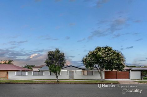 54 Chauvin St, Robertson, QLD 4109