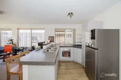 Property photo of 10 Longton Way Ellenbrook WA 6069