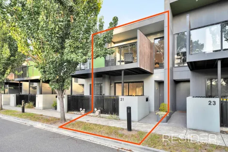 Property photo of 21 Albany Road Mill Park VIC 3082