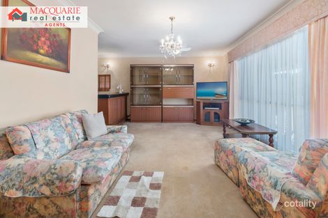 Property photo of 2 Robinson Close Lurnea NSW 2170