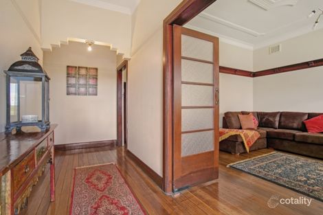 Property photo of 10 Glenarvon Road Lorn NSW 2320