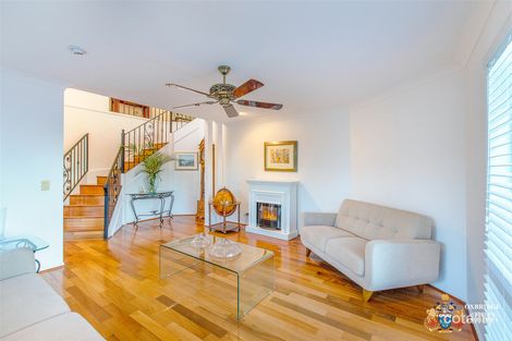 Property photo of 36-38 Buckingham Way Elanora QLD 4221