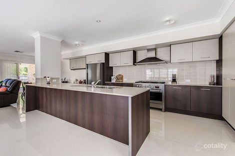 Property photo of 35 Ameen Circuit Mudjimba QLD 4564