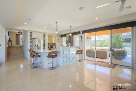 Property photo of 14 Admirals Quay Paynesville VIC 3880
