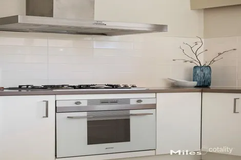 Property photo of 3/4 Cape Street Eaglemont VIC 3084