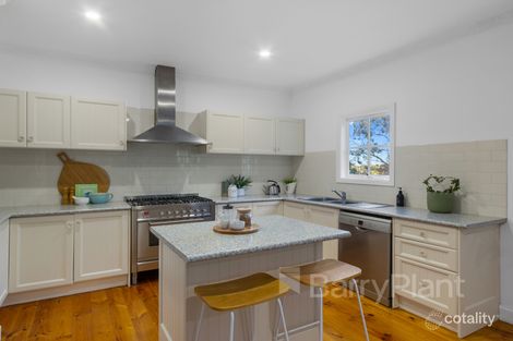 Property photo of 10 Craig Avenue Ferntree Gully VIC 3156