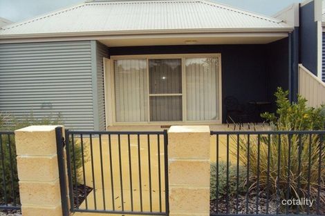 14 Heaton St, Jurien Bay, WA 6516