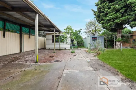 Property photo of 4 Ambon Avenue Deer Park VIC 3023