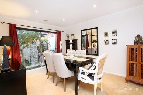 Property photo of 8 Hampstead Green Caroline Springs VIC 3023