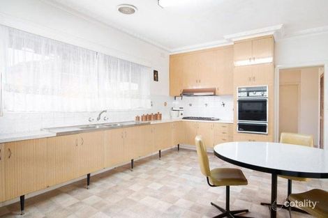 Property photo of 9 St Raphael Street Avondale Heights VIC 3034