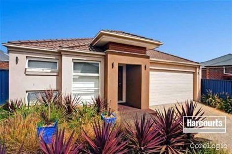 Property photo of 4 Dianella Close Pakenham VIC 3810