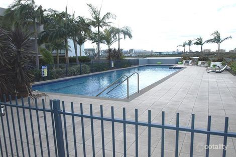Property photo of 276/4 The Crescent Wentworth Point NSW 2127