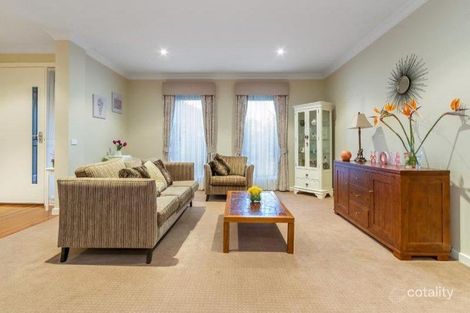 Property photo of 2/3 Vaucluse Court Wheelers Hill VIC 3150