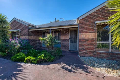 2/47 Princes Hwy, Pakenham, VIC 3810
