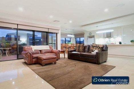 Property photo of 28 The Esplanade Narre Warren South VIC 3805
