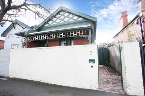 7 Erica St, Windsor, VIC 3181