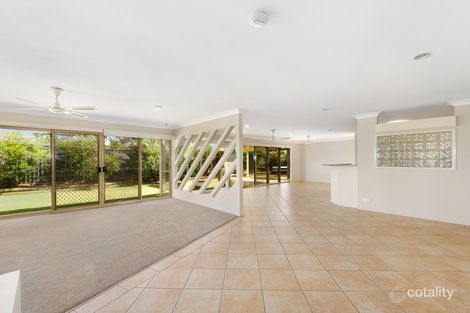 Property photo of 2 Jura Parade Merrimac QLD 4226
