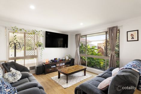 Property photo of 129 Meadowlands Road Carindale QLD 4152