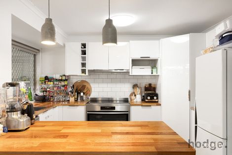 Property photo of 129 Meadowlands Road Carindale QLD 4152