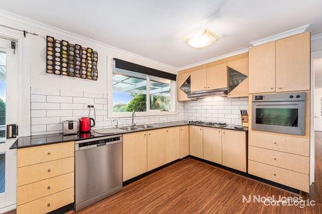 Property photo of 12 Cumberland Crescent Chirnside Park VIC 3116