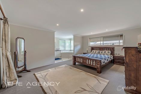 Property photo of 61 Stradbroke Gardens Ridgewood WA 6030