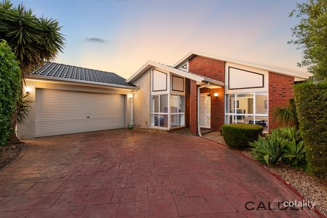 8 Pinjara Ct, Hillside, VIC 3037