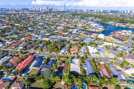 Property photo of 21 McIlwraith Avenue Bundall QLD 4217