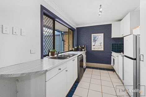 Property photo of 10/5 Balfour Crescent Highland Park QLD 4211