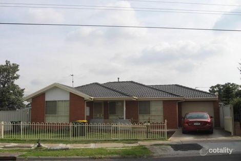 19 Douglas Ave, St Albans, VIC 3021