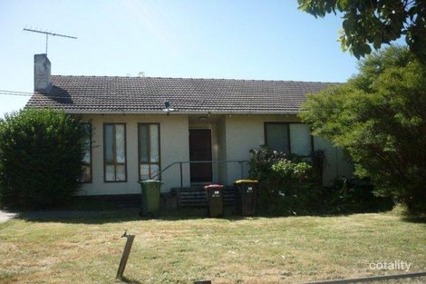 2 Curtin Cres, Dandenong North, VIC 3175