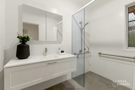 Property photo of 80 Dobson Street Ferntree Gully VIC 3156