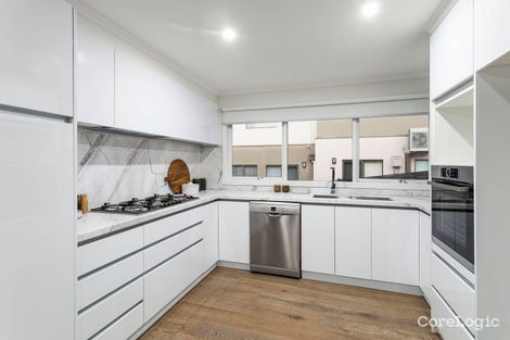 Property photo of 3/4 Angus Grove Doncaster VIC 3108