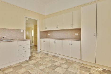 183 LAKES CREEK RD, BERSERKER, QLD 4701
