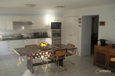 Property photo of 22 Green Point Drive Belmont NSW 2280