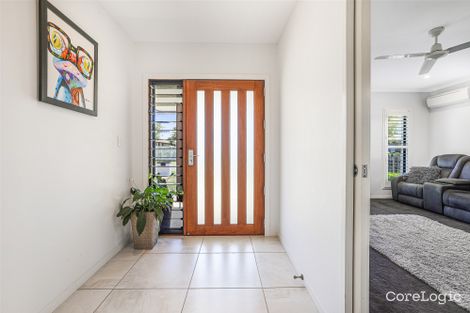 Property photo of 14 Back Hill Drive Coral Cove QLD 4670