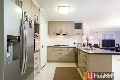 Property photo of 25 Stately Drive Cranbourne East VIC 3977
