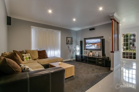 Property photo of 4 Craven Place Mount Annan NSW 2567