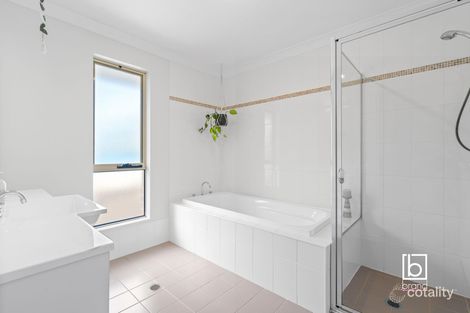 Property photo of 47 Grandview Parade Gorokan NSW 2263