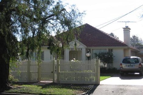 9 Bessie St, Bentleigh East, VIC 3165