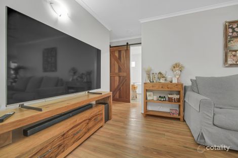 Property photo of 182 Sun Valley Road Kin Kora QLD 4680