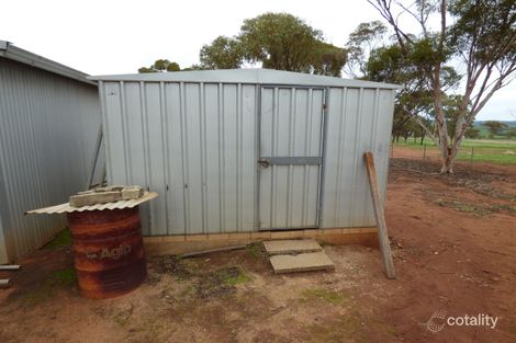 Property photo of 102 Eighth Road Bejoording WA 6566