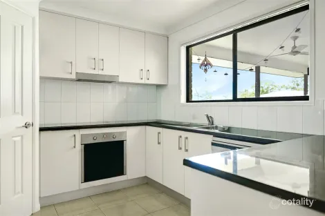 Property photo of 3 Bottlebrush Drive Kirkwood QLD 4680