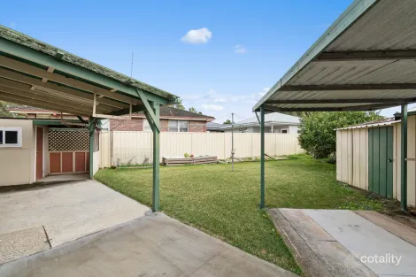 Property photo of 1 Culgoa Crescent Koonawarra NSW 2530