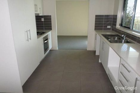 Property photo of 26 Spotted Gum Crescent Flinders View QLD 4305