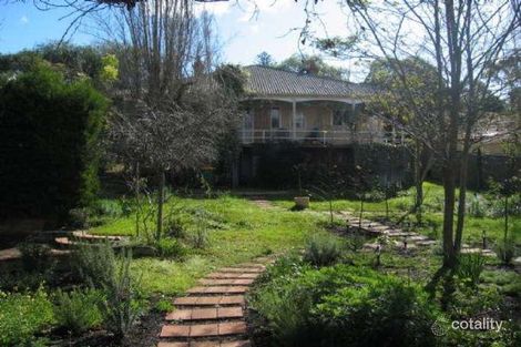 Property photo of 4 Hillway Nedlands WA 6009