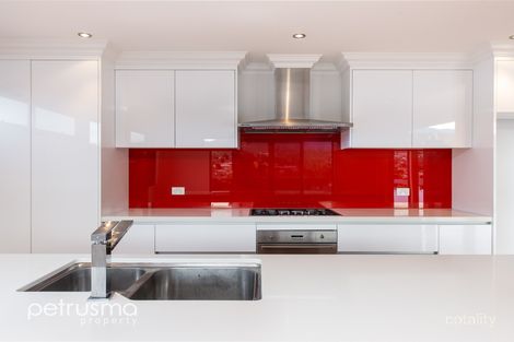 Property photo of 8 Queens Parade Kingston TAS 7050