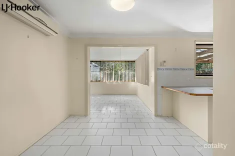 Property photo of 40 Yeovil Drive Bomaderry NSW 2541