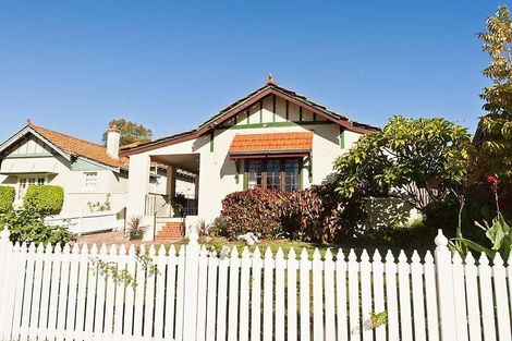 Property photo of 32 Longroyd Street Mount Lawley WA 6050