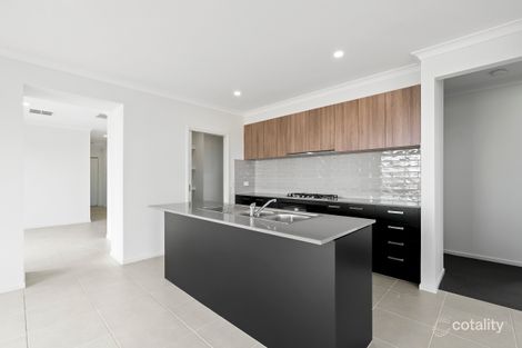 Property photo of 41 Townley Boulevard Werribee VIC 3030