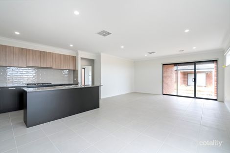 Property photo of 41 Townley Boulevard Werribee VIC 3030